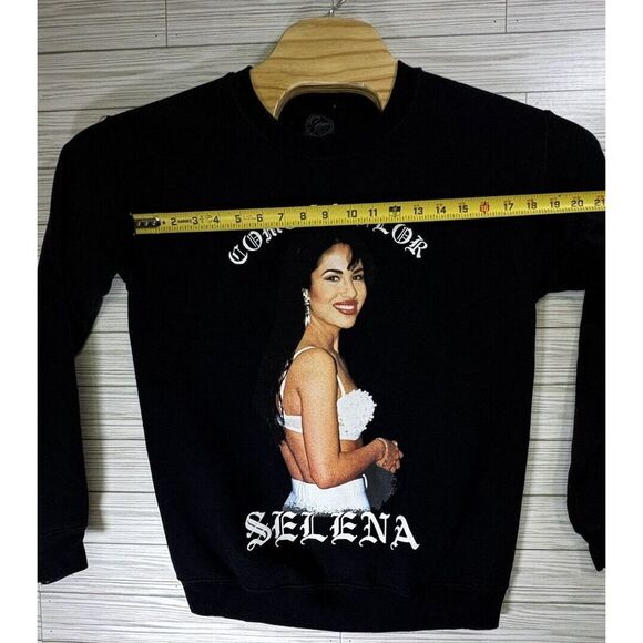Selena Official Women's Sz Small Black Como La‎ Flor Pullover Sweatshirt - Picture 6 of 6